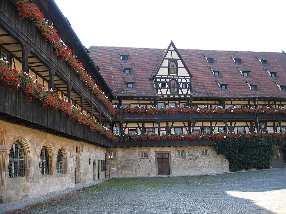 Bamberg arrival and transport context, including rail station, bus and route planning for visitors