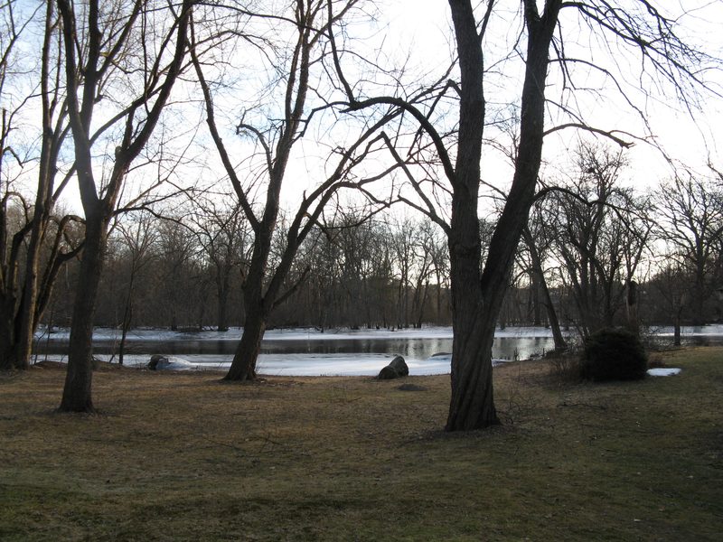 File:Concord River, North Billerica MA.jpg