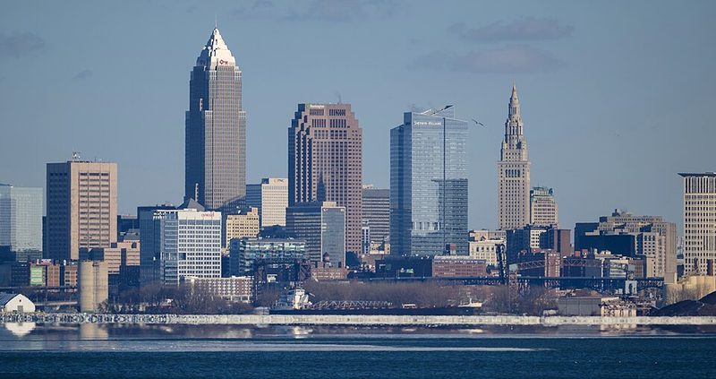 Cleveland_skyline_from_Lakewood_Park,_January_2026.jpg