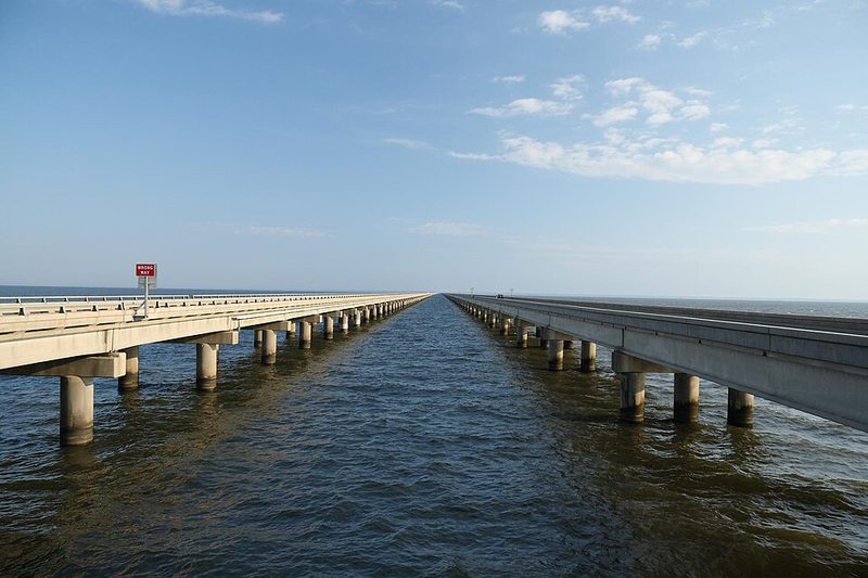 File:Lake Pontchartrain Causeway.jpg